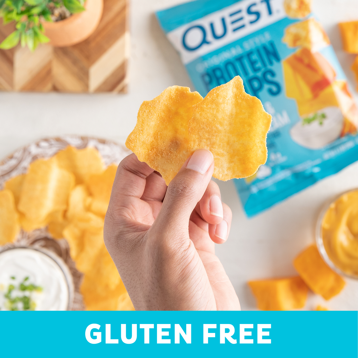cheddar-and-sour-cream-original-style-protein-chips-l7 qst-000296_cheddar-_-sour-cream-original-style-protein-chips_7.2.png